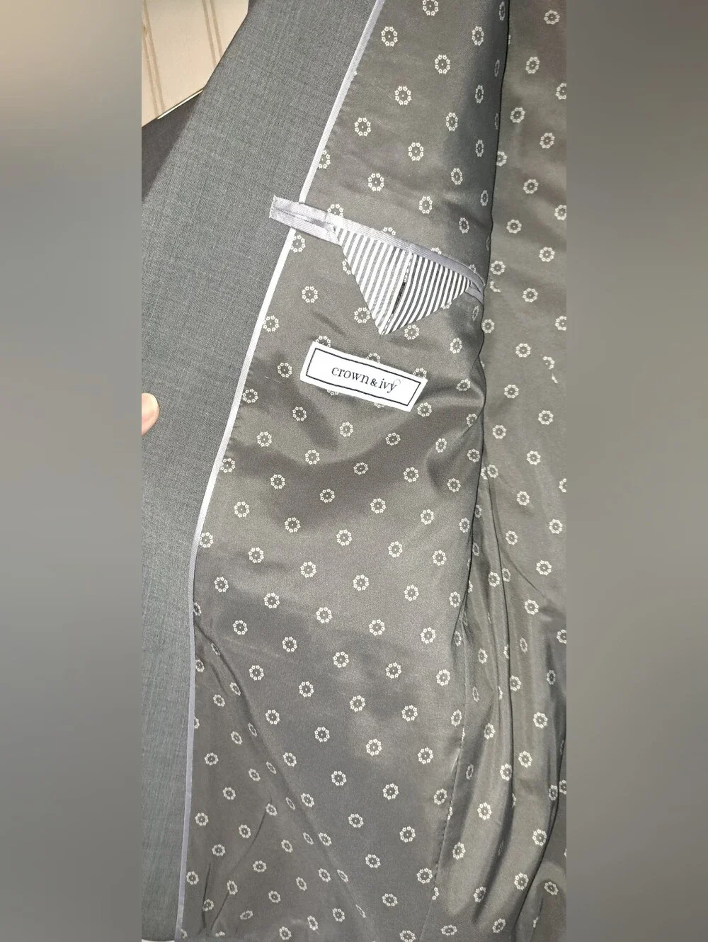 Men's Crown & Ivy Wool Blend Suit NWOT 38 SHORT Pants 32x30 Heathered Gray